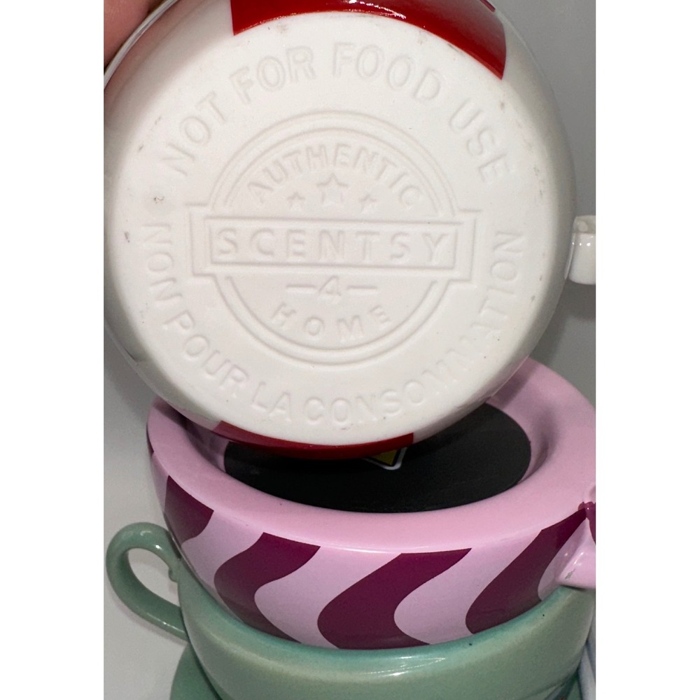 Scentsy Disney Alice in Wonderland Wax Warmer Stacked Teacups Were All Mad Here - Picture 4 of 8